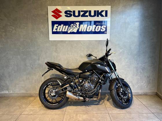 YAMAHA MT-07 ABS YAMAHA MT-07 ABS